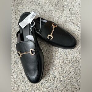 New with tags Old Navy mules black with gold horse bit detail. Size 9